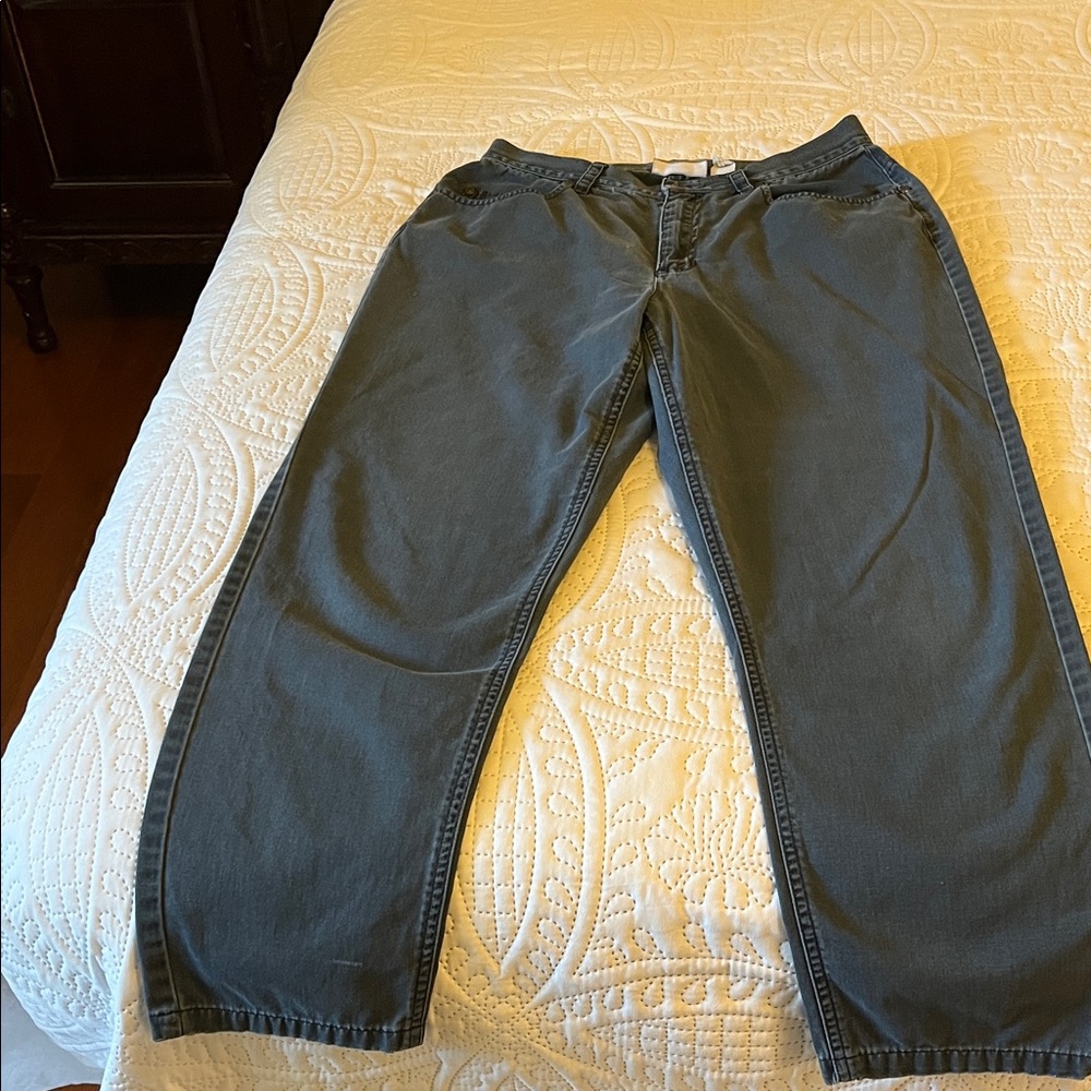 Liz Claiborne Women's Gray Ankle Jeans